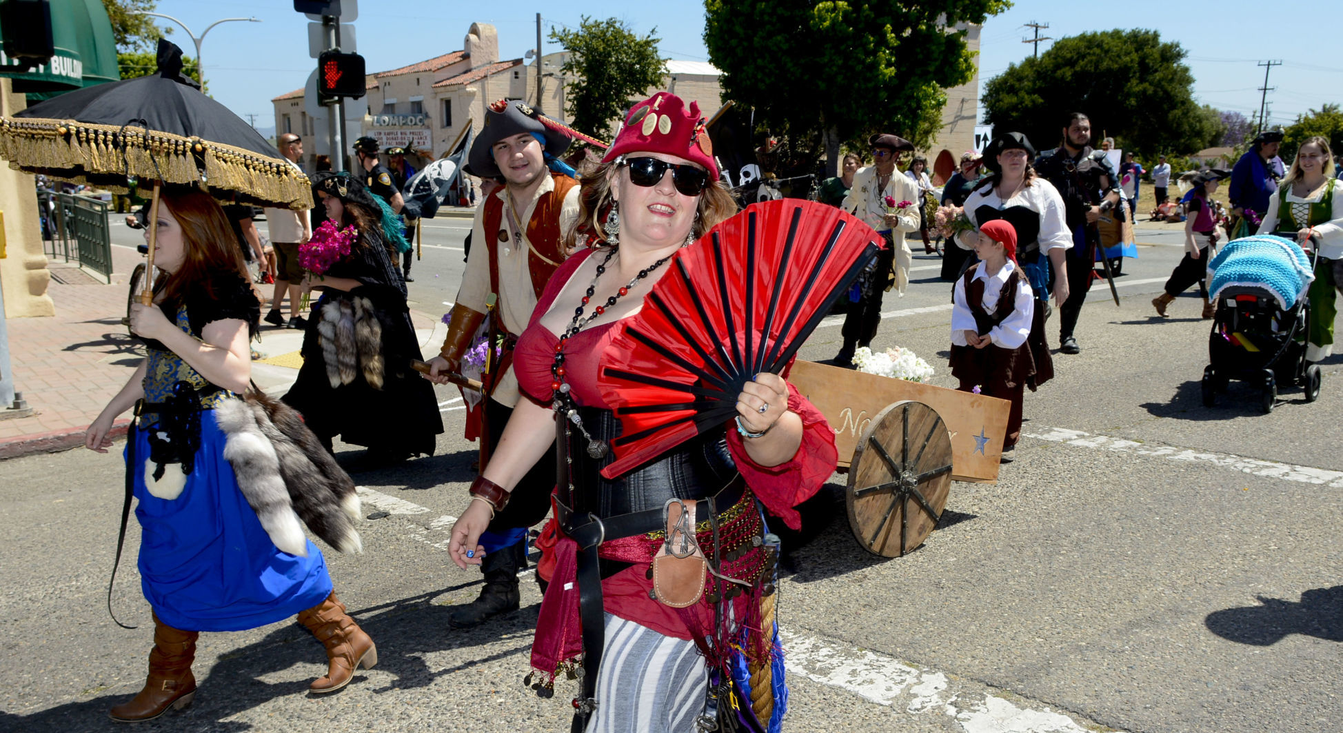 062919 Flower Festival parade 08.jpg